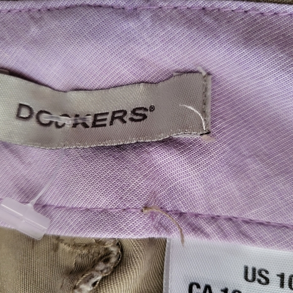 DOCKERS BERMUDAS  EUC SIZE 10 - Picture 3 of 4